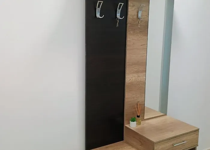 васил левски 61 *